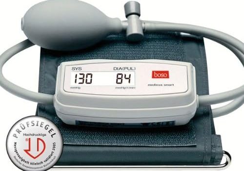 מד לחץ דם דיגיטלי לזרוע Boso Medicus Smart בוסו – קומפקטי לנסיעות ולגיבוי, צג גדול